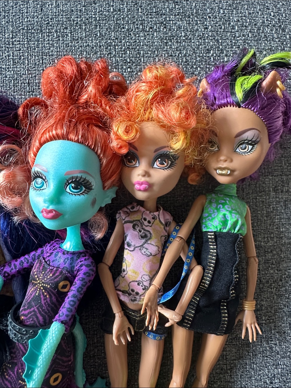 monster high dolls set with purple, green, orange, pink and blue accents - Picture 2 of 4